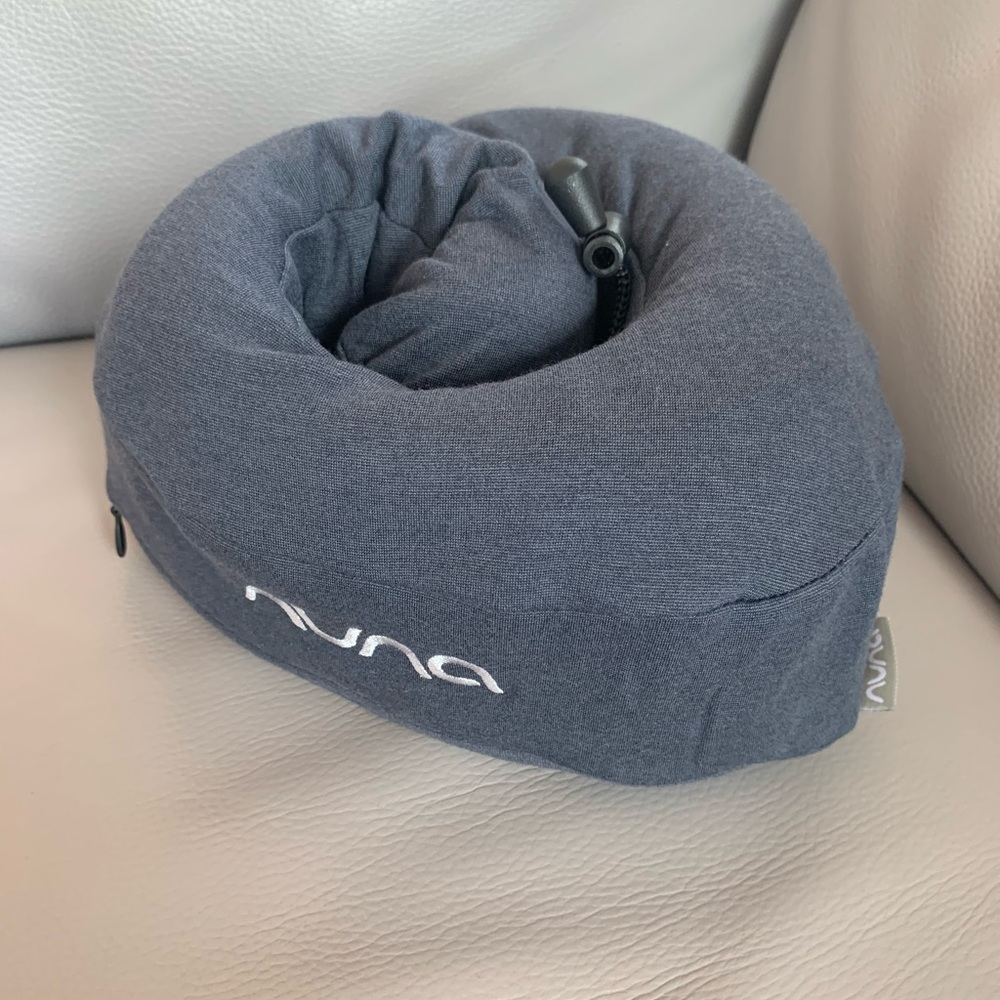 New Nuna Travel Pillow